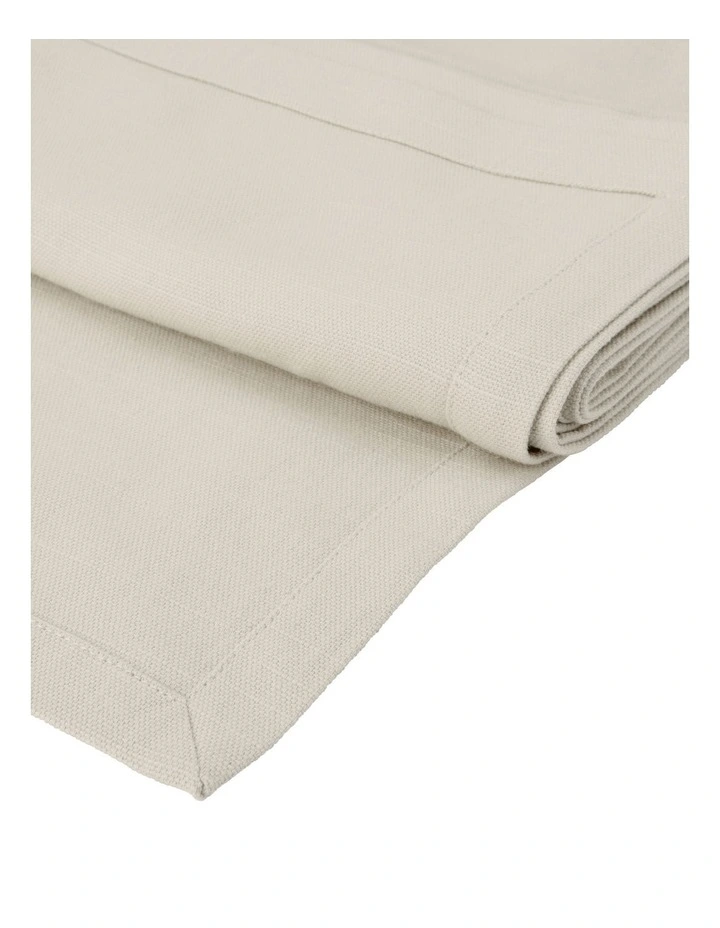 Maxwell & Williams Cotton Classics Rectangular Tablecloth 300x150cm Pebble 4 Maxwell & Williams Cotton Classics Rectangular Tablecloth 300x150cm Pebble - Image 2