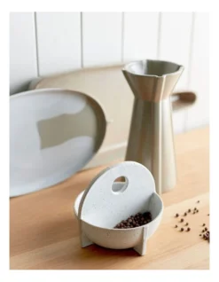 Robert Gordon X MoVida Carafe 1.5L In White Speckle -Cutlery Shop 909481060 3 720x928