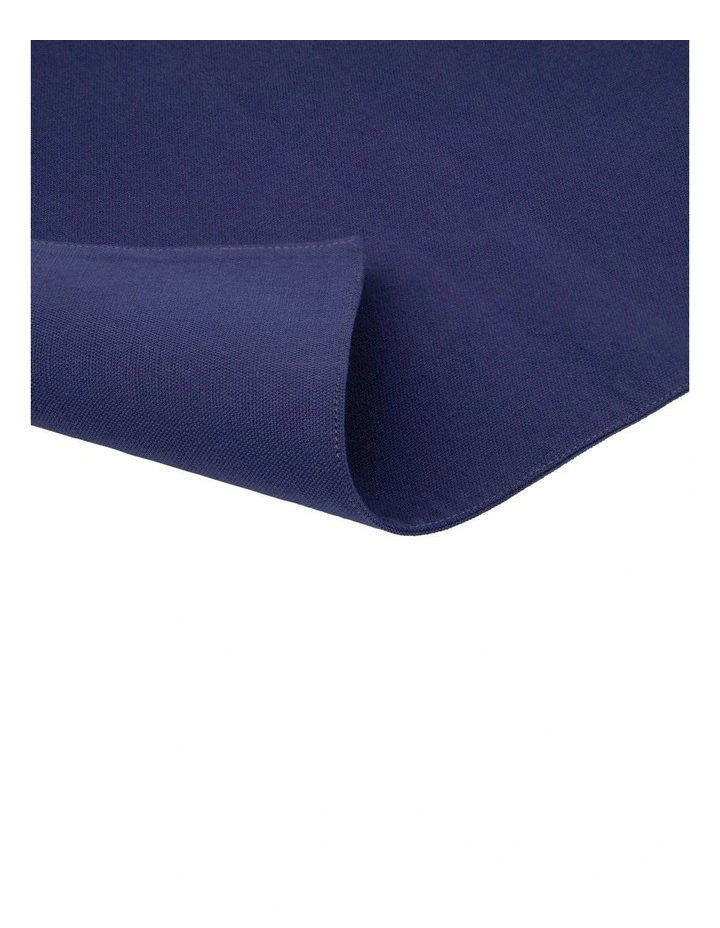 Maxwell & Williams Cotton Classics Placemat 45x30cm In Navy 4 Maxwell & Williams Cotton Classics Placemat 45x30cm In Navy - Image 2