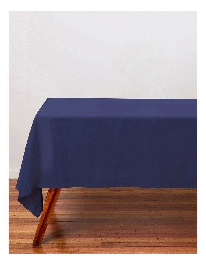 Maxwell & Williams Cotton Classics Rectangle Tablecloth 300x150cm In Navy 6 Maxwell & Williams Cotton Classics Rectangle Tablecloth 300x150cm In Navy - Image 4